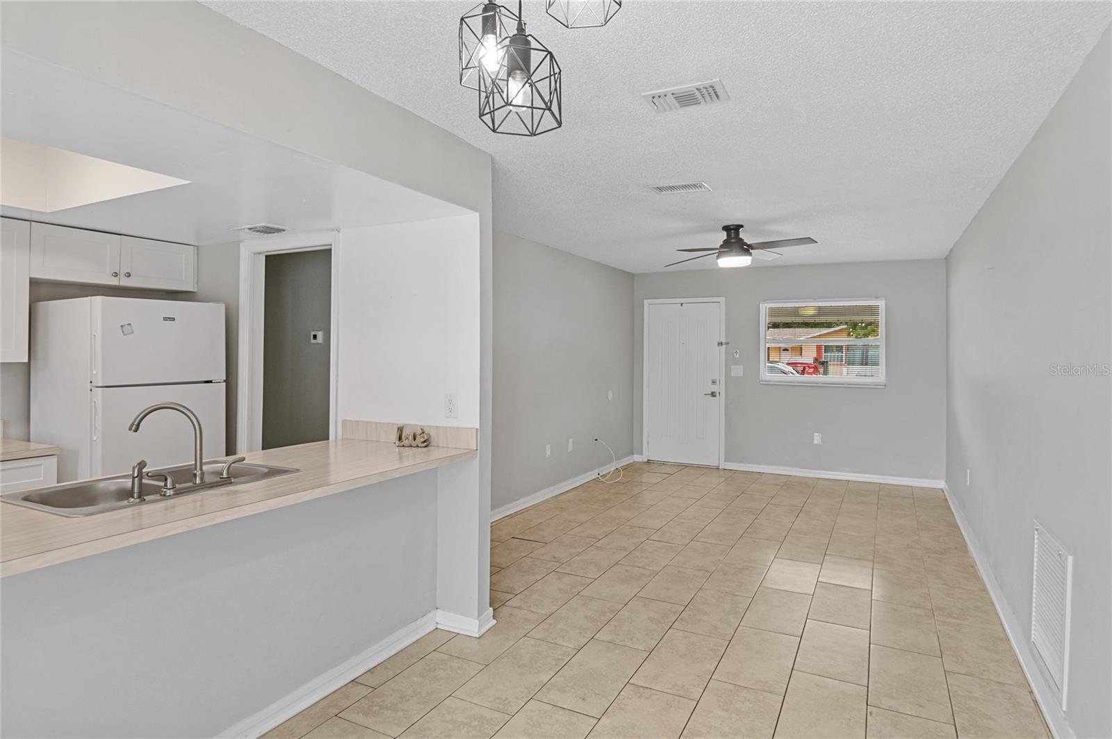 Image 11 of 32 For 2824 Oaklawn Avenue