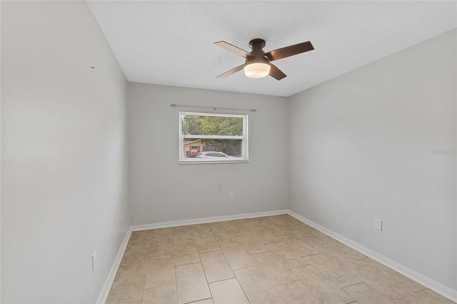 Image 18 of 32 For 2824 Oaklawn Avenue