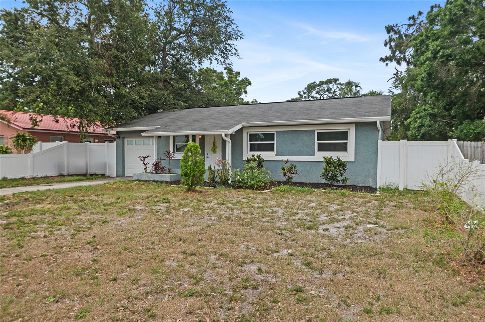 Image 4 of 32 For 2824 Oaklawn Avenue