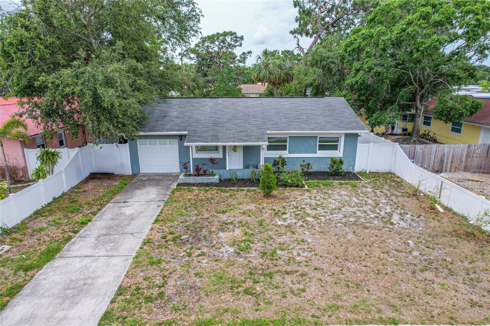 Image 5 of 32 For 2824 Oaklawn Avenue
