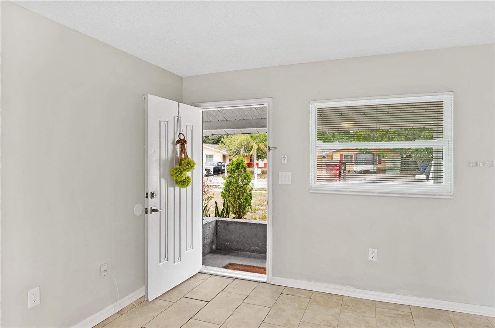 Image 7 of 32 For 2824 Oaklawn Avenue