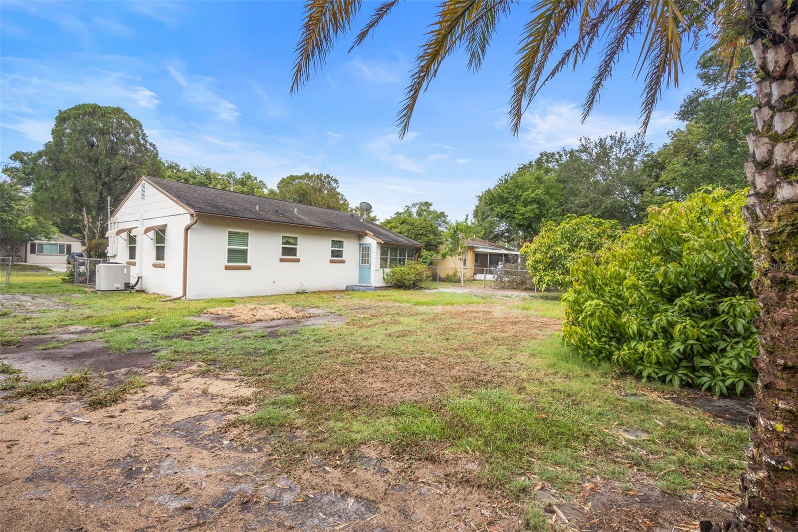 Image 12 of 19 For 2123 Weber Street