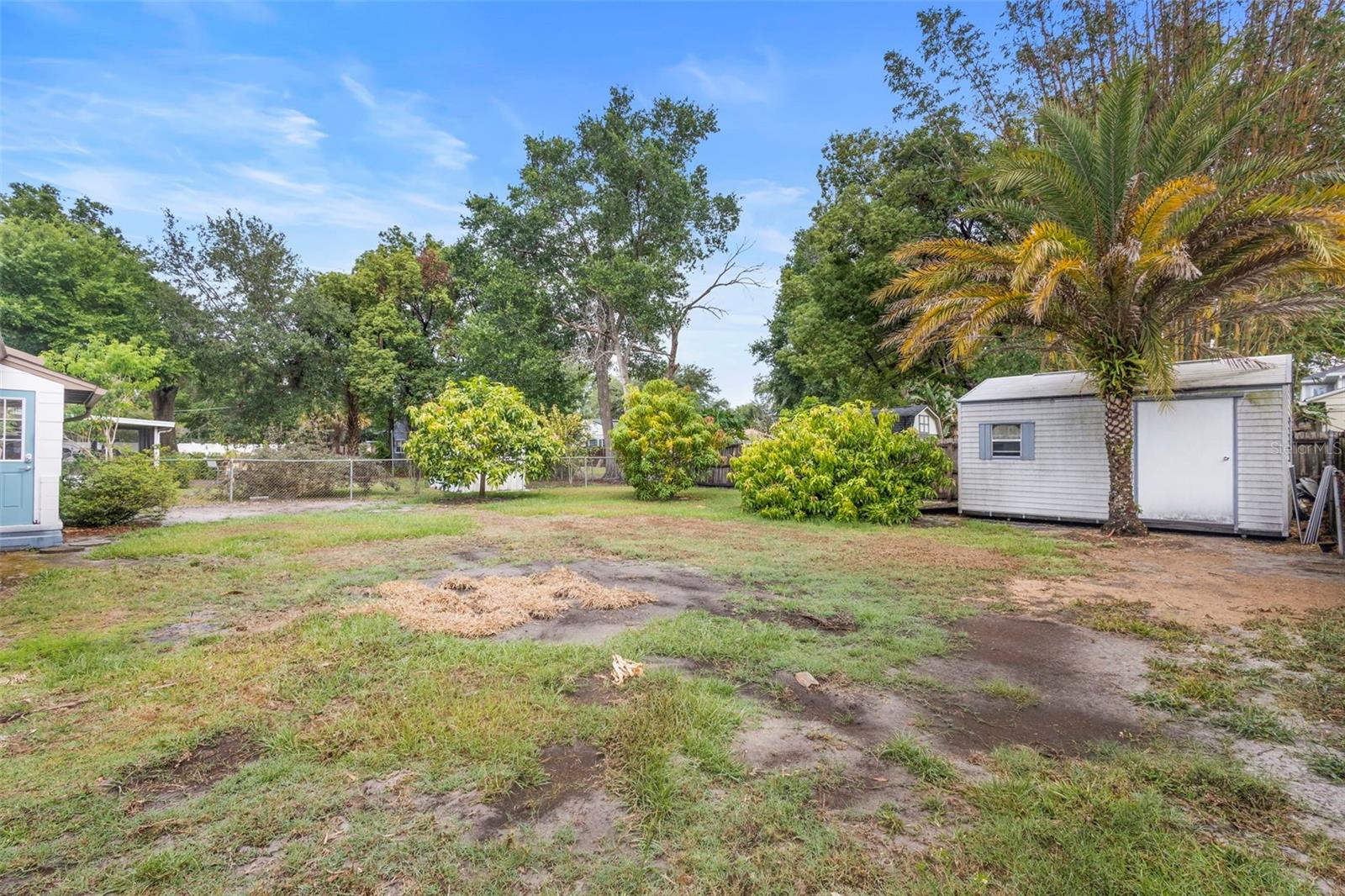 Image 7 of 19 For 2123 Weber Street