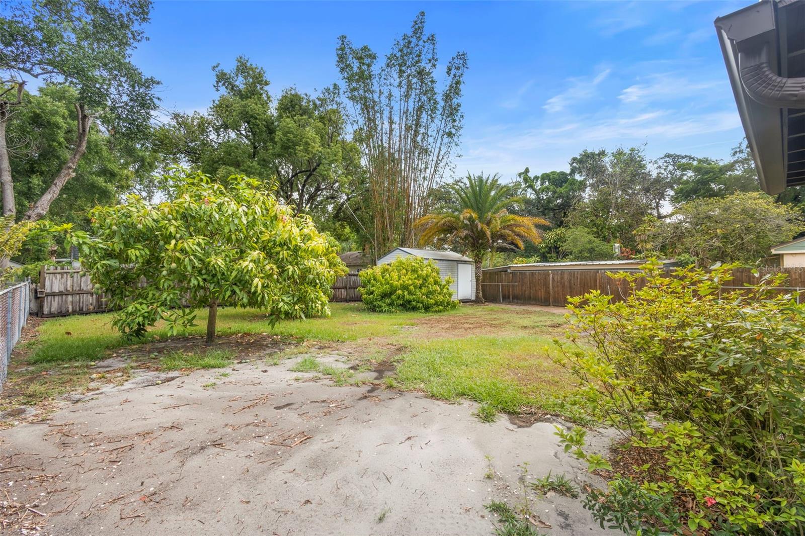 Image 8 of 19 For 2123 Weber Street