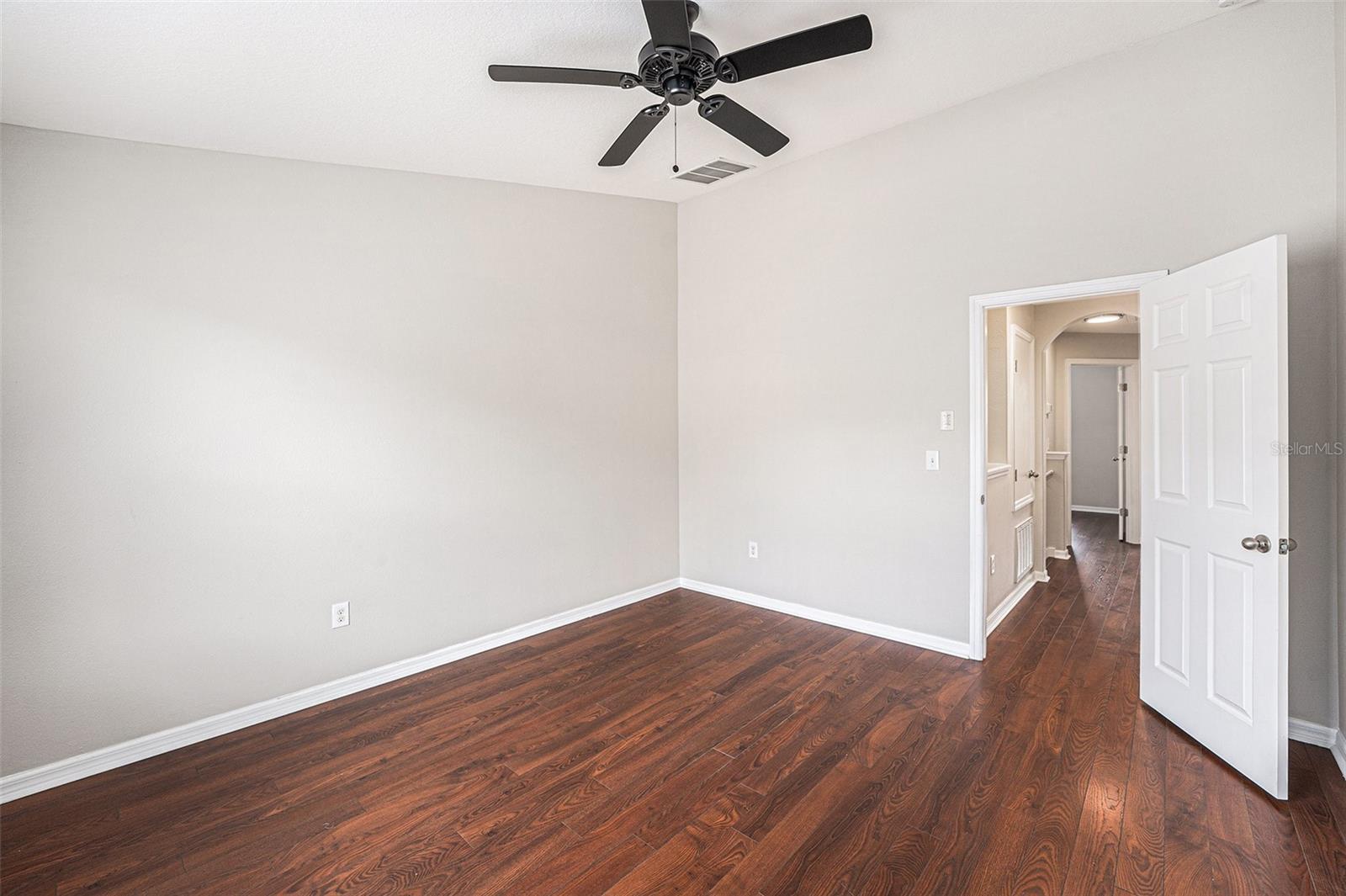 Image 9 of 15 For 14174 Oakham Street
