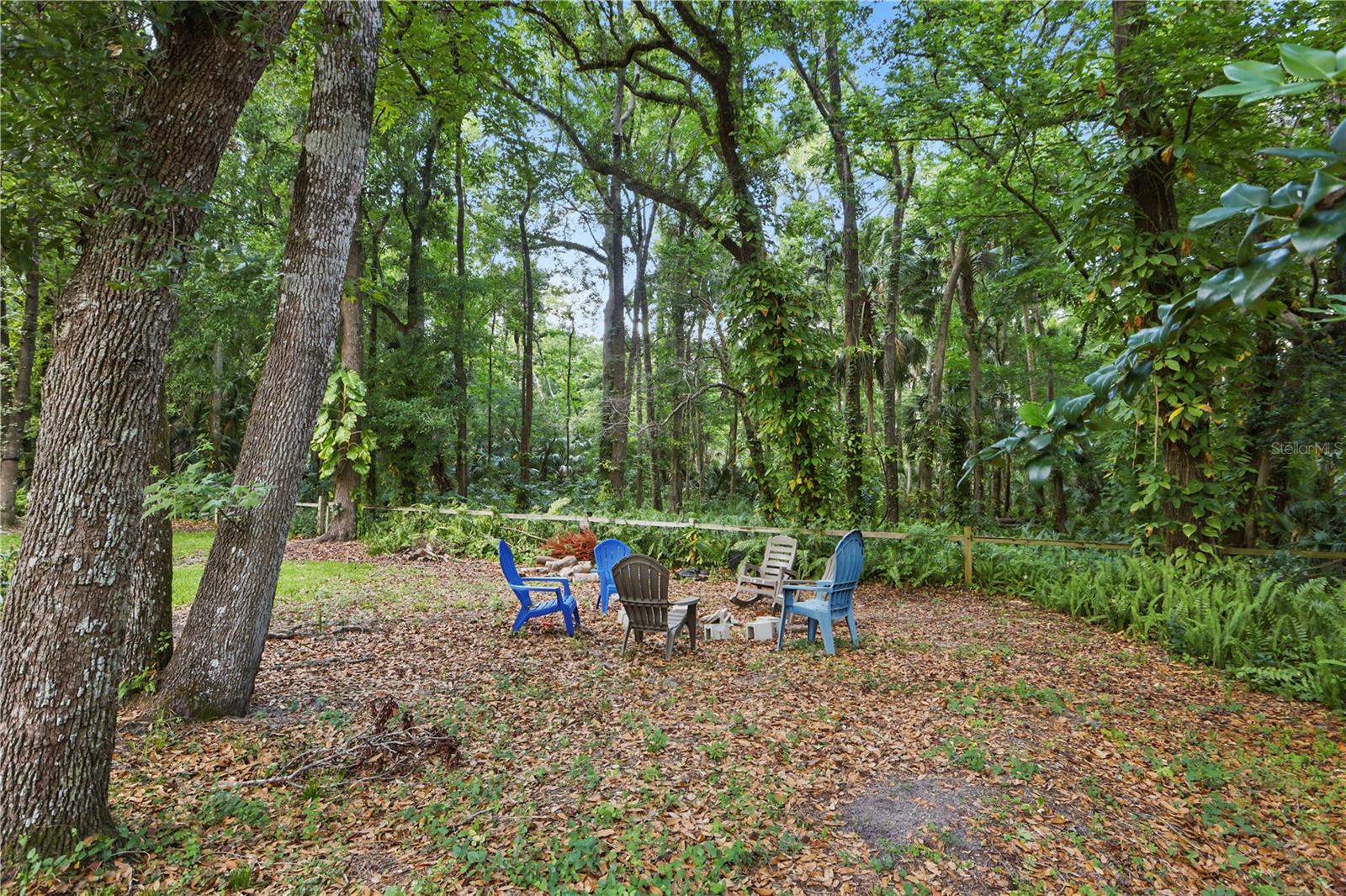 Image 45 of 51 For 628 Riverpark Circle