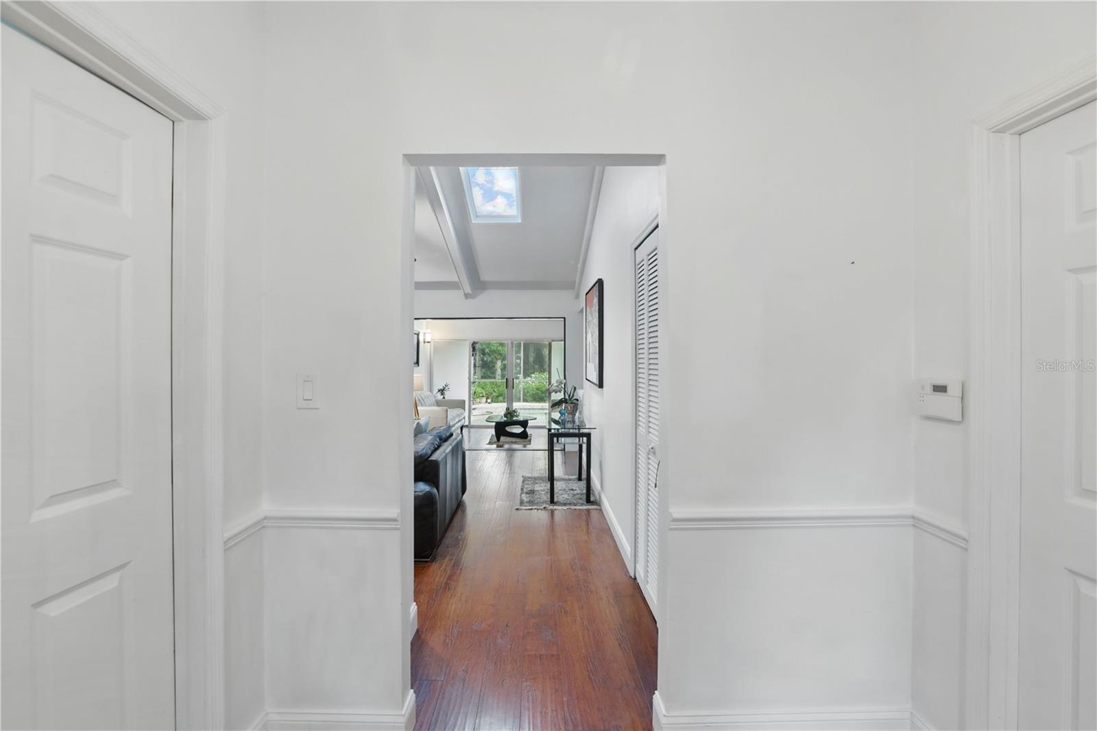 Image 6 of 51 For 628 Riverpark Circle