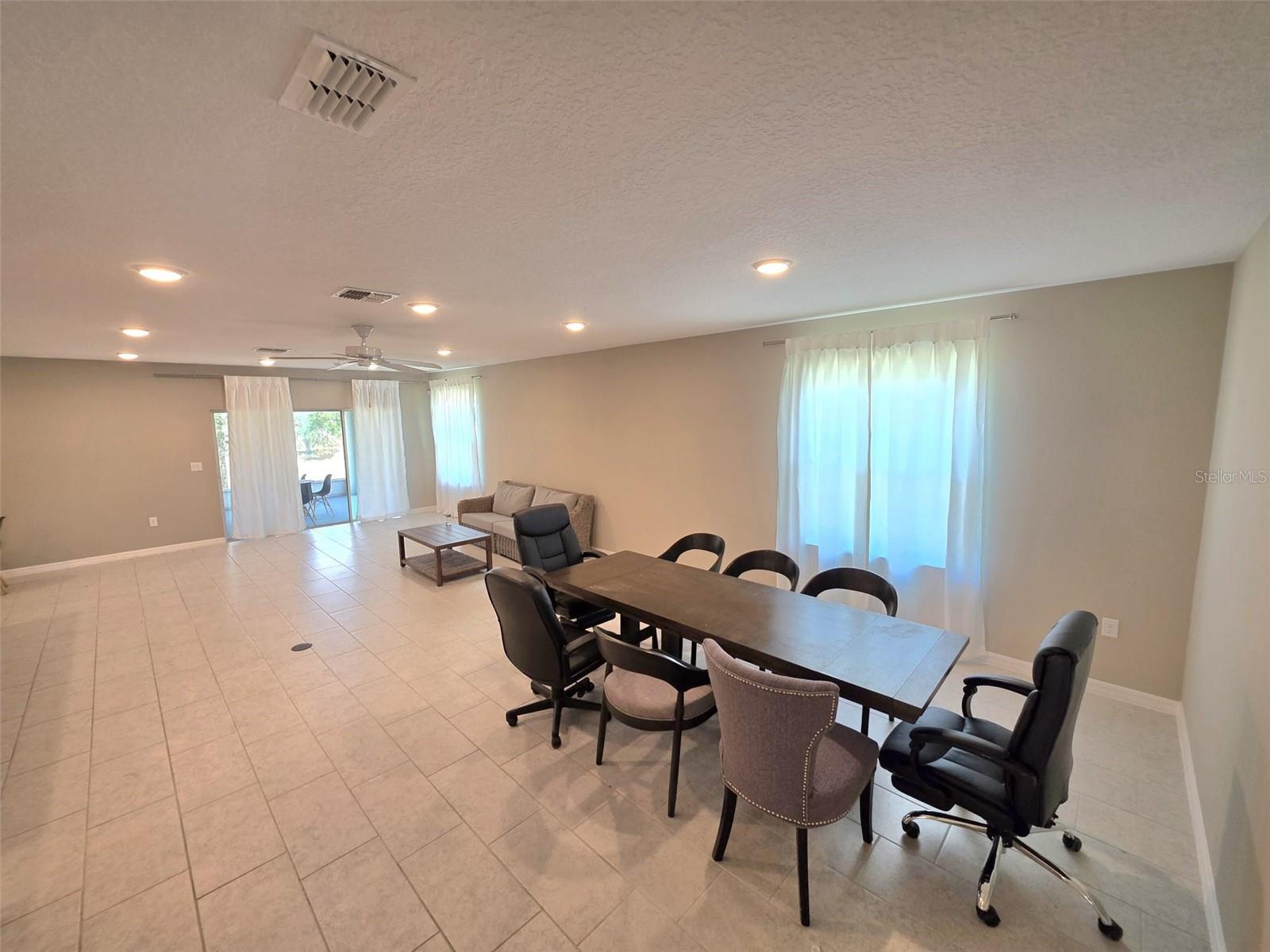 Image 8 of 26 For 206 Barrington Drive