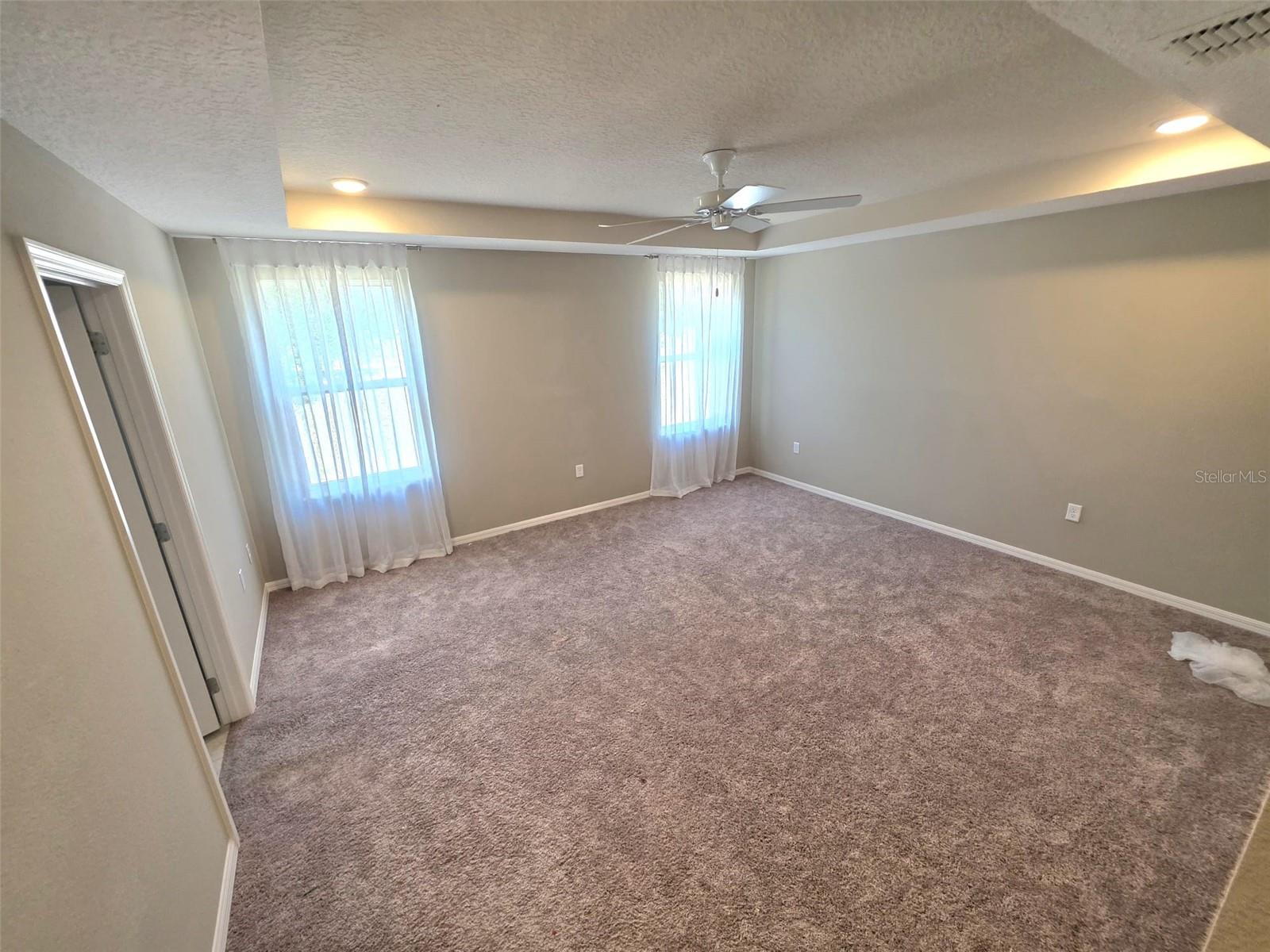 Image 9 of 26 For 206 Barrington Drive