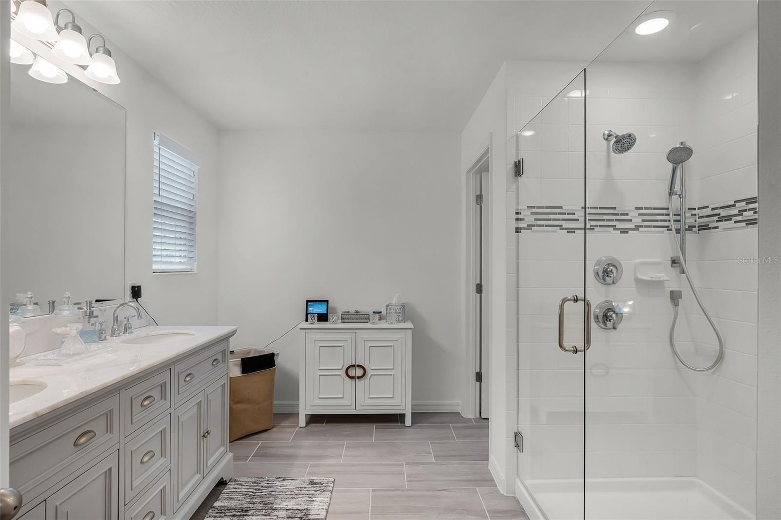 Image 21 of 56 For 4829 Cedar Bay Terrace