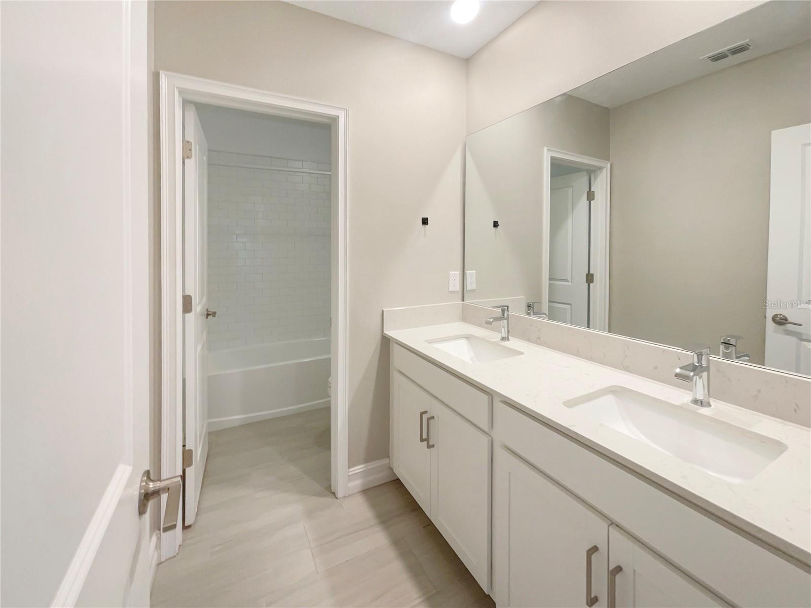 Image 20 of 23 For 4116 9th Avenue