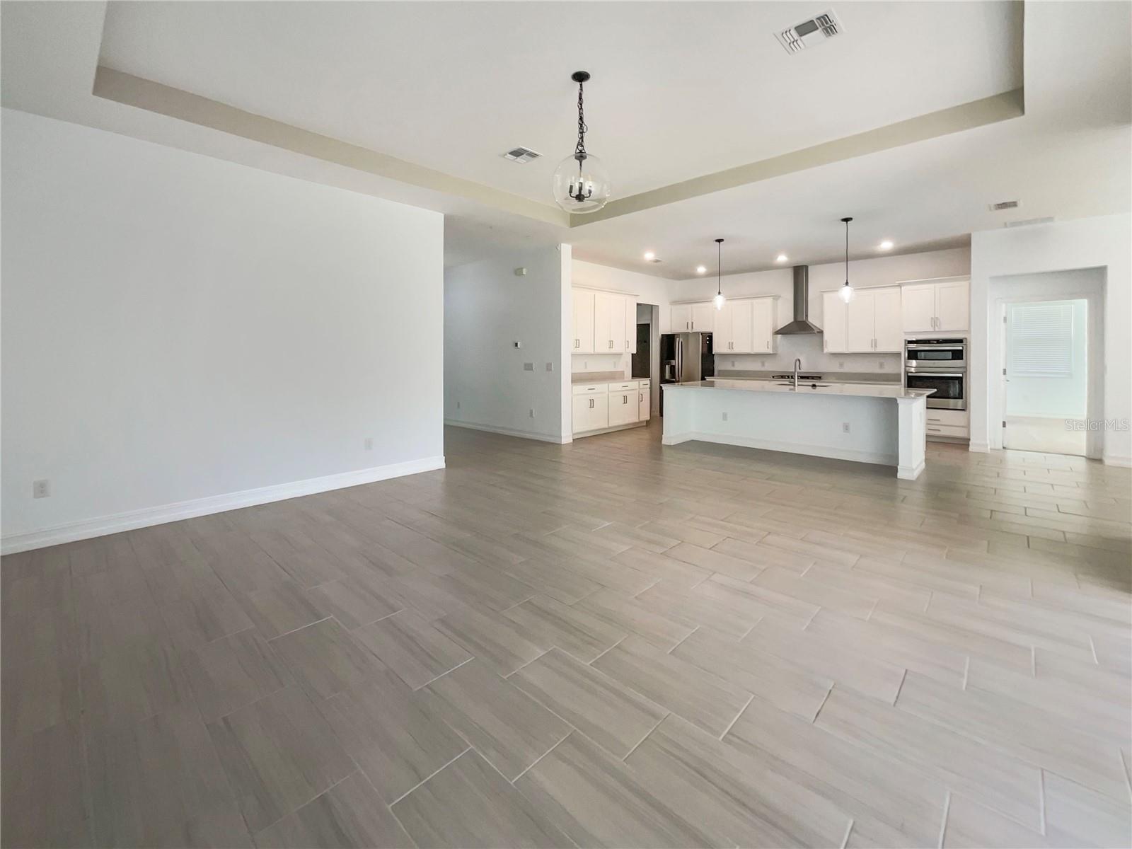 Image 5 of 23 For 4116 9th Avenue