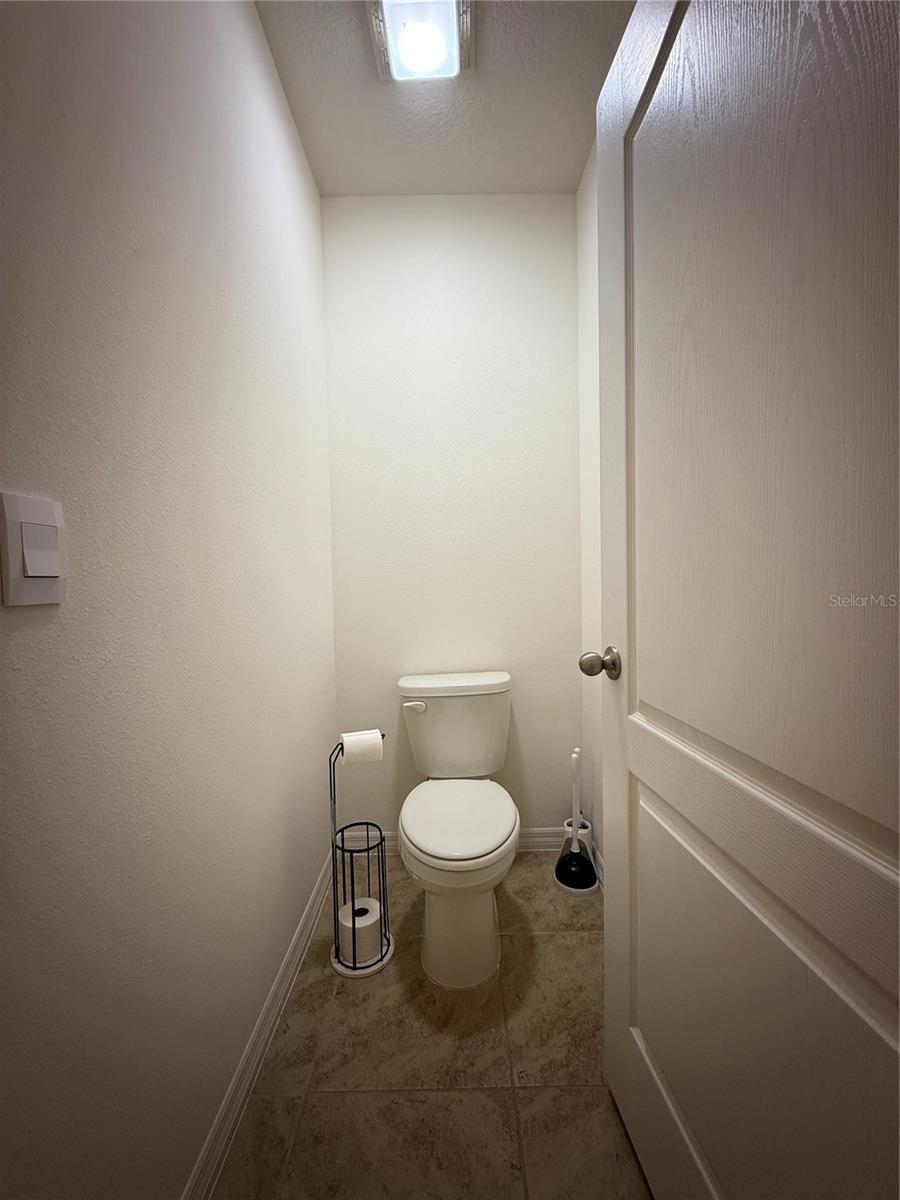 Image 21 of 35 For 1840 Henin Circle