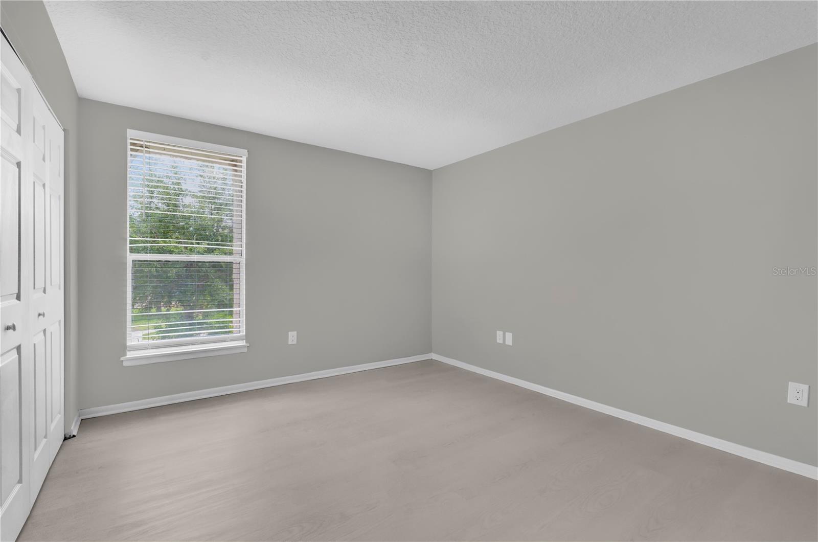 Image 13 of 23 For 514 Orange Drive 31