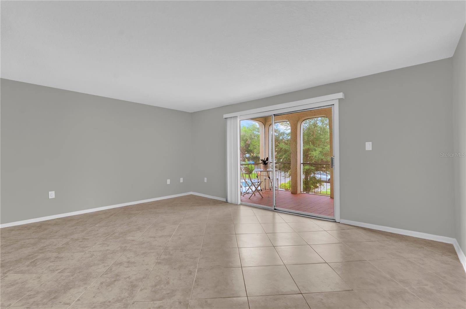 Image 4 of 23 For 514 Orange Drive 31