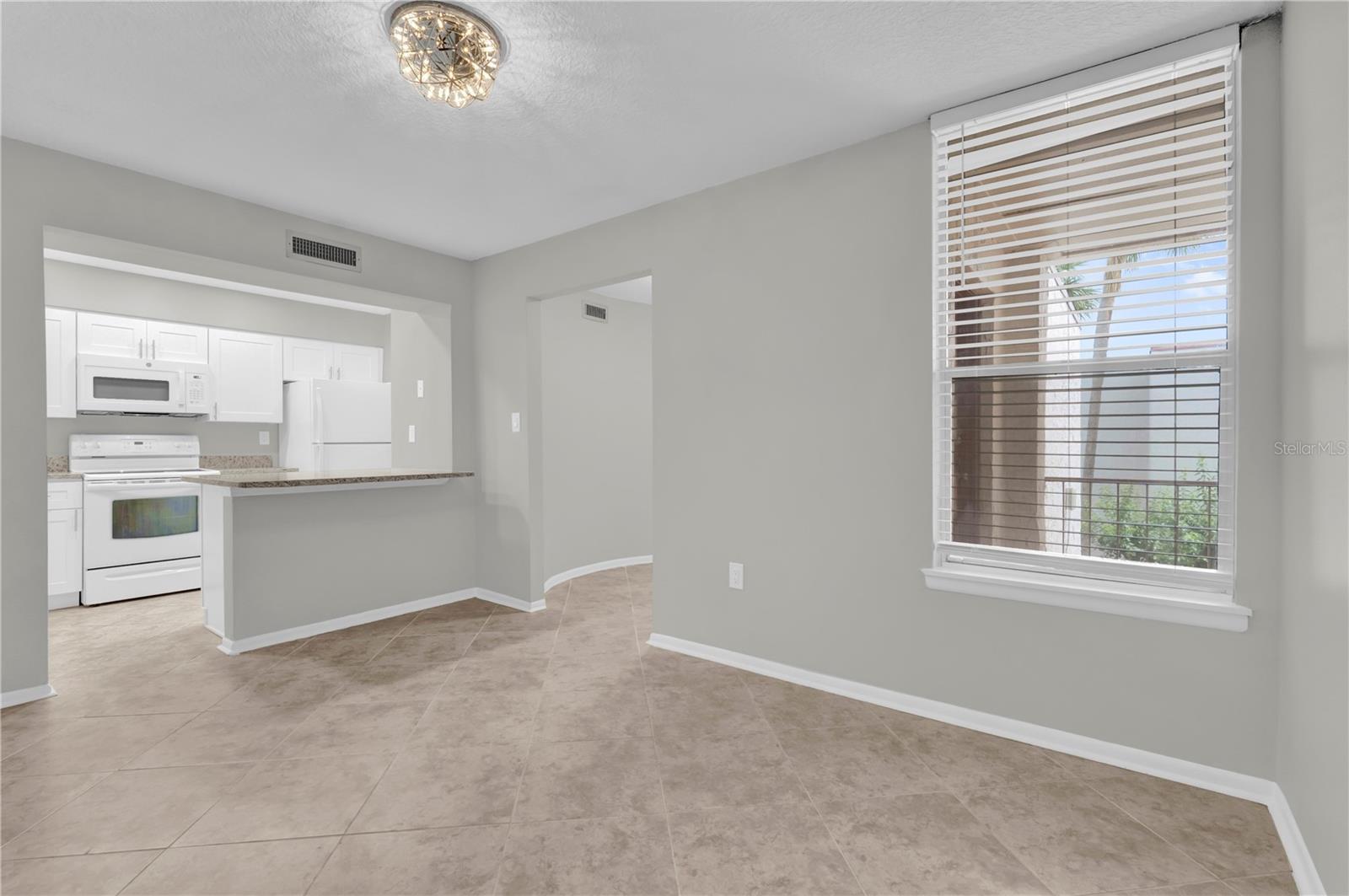 Image 7 of 23 For 514 Orange Drive 31