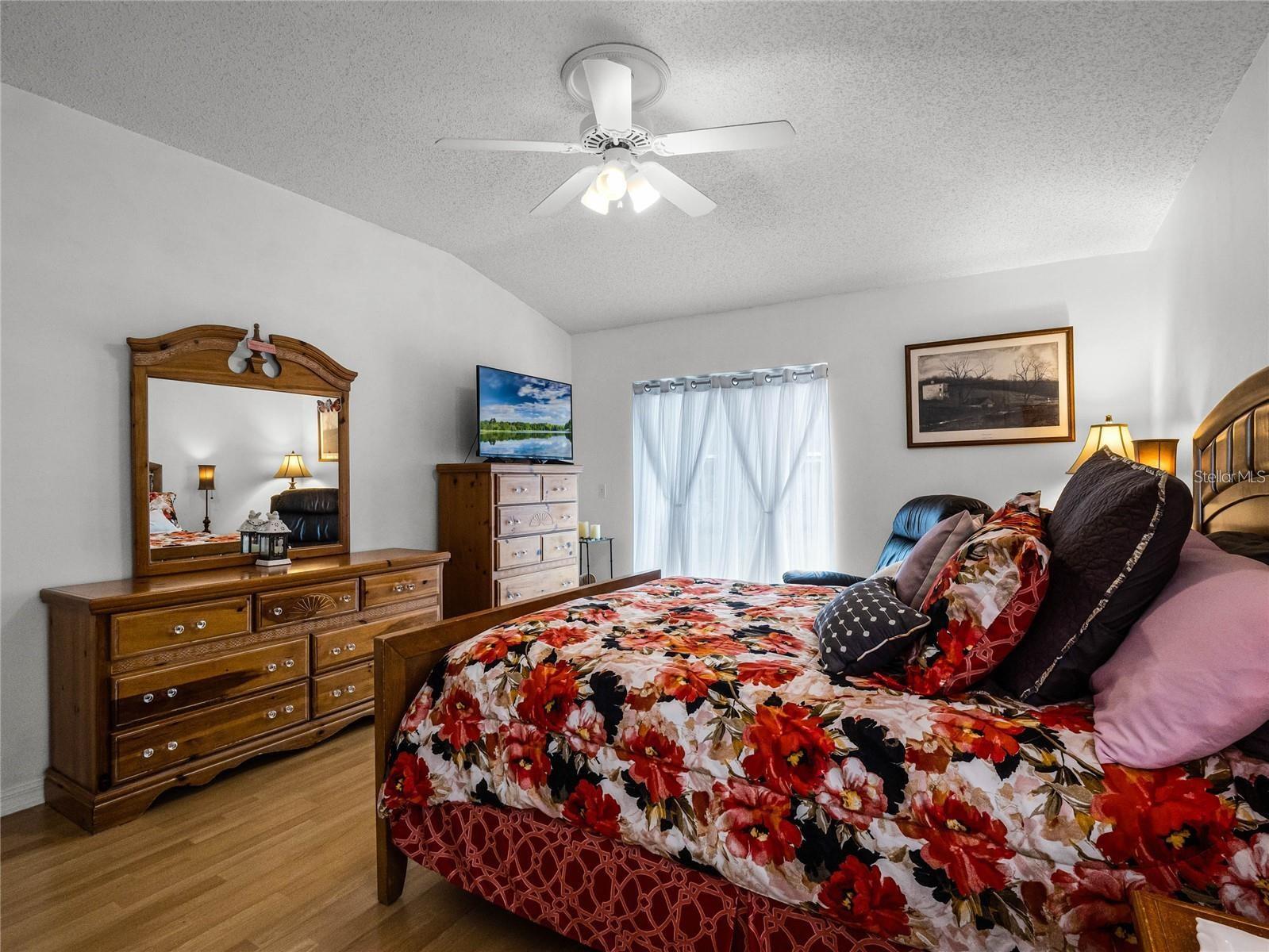 Image 19 of 30 For 408 Becky Street