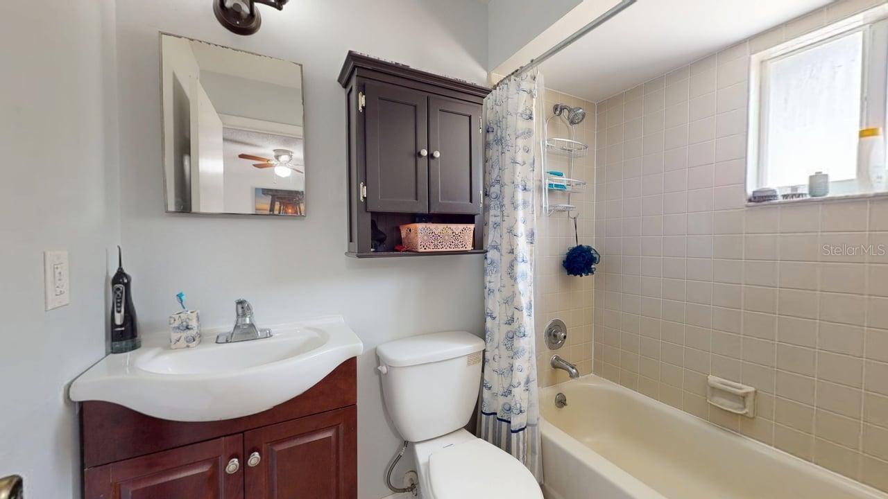 Image 19 of 37 For 12381 Antonio Circle