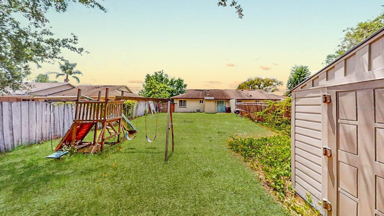 Image 5 of 37 For 12381 Antonio Circle