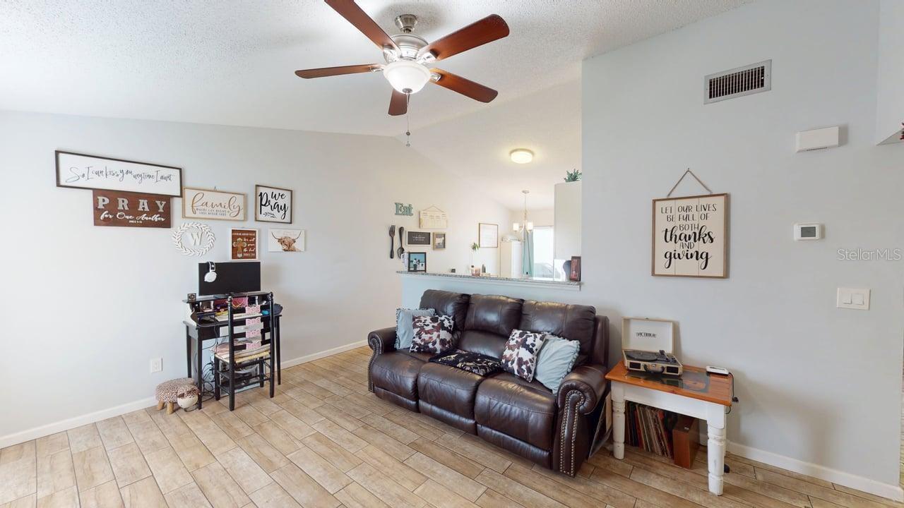 Image 6 of 37 For 12381 Antonio Circle