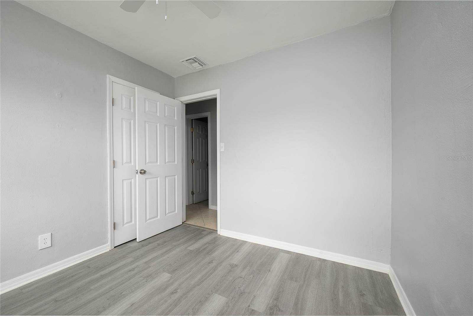 Image 10 of 20 For 4824 Shoshone Street
