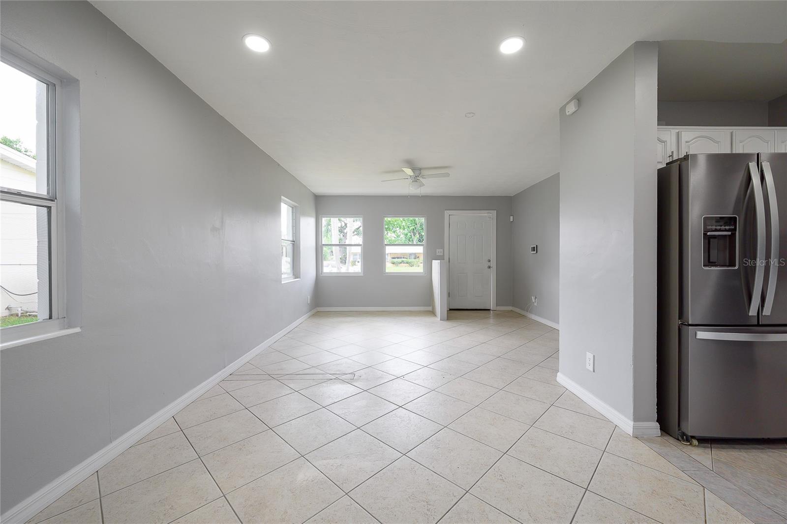 Image 3 of 20 For 4824 Shoshone Street