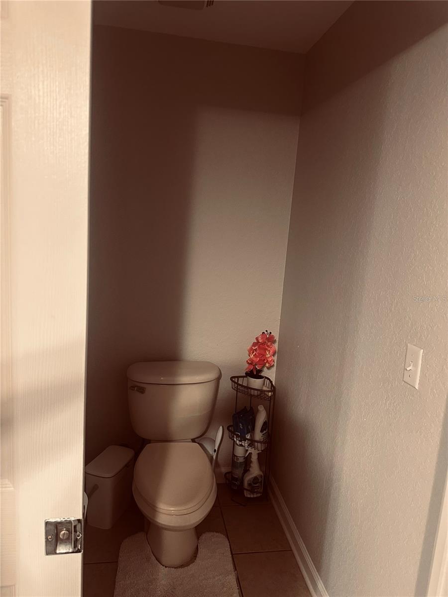 Image 7 of 25 For 6450 Alcalde Court 106