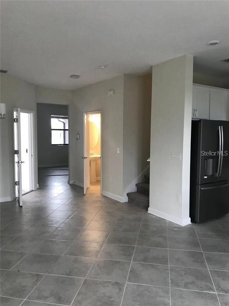 Image 5 of 17 For 1205 Royal St George Boulevard