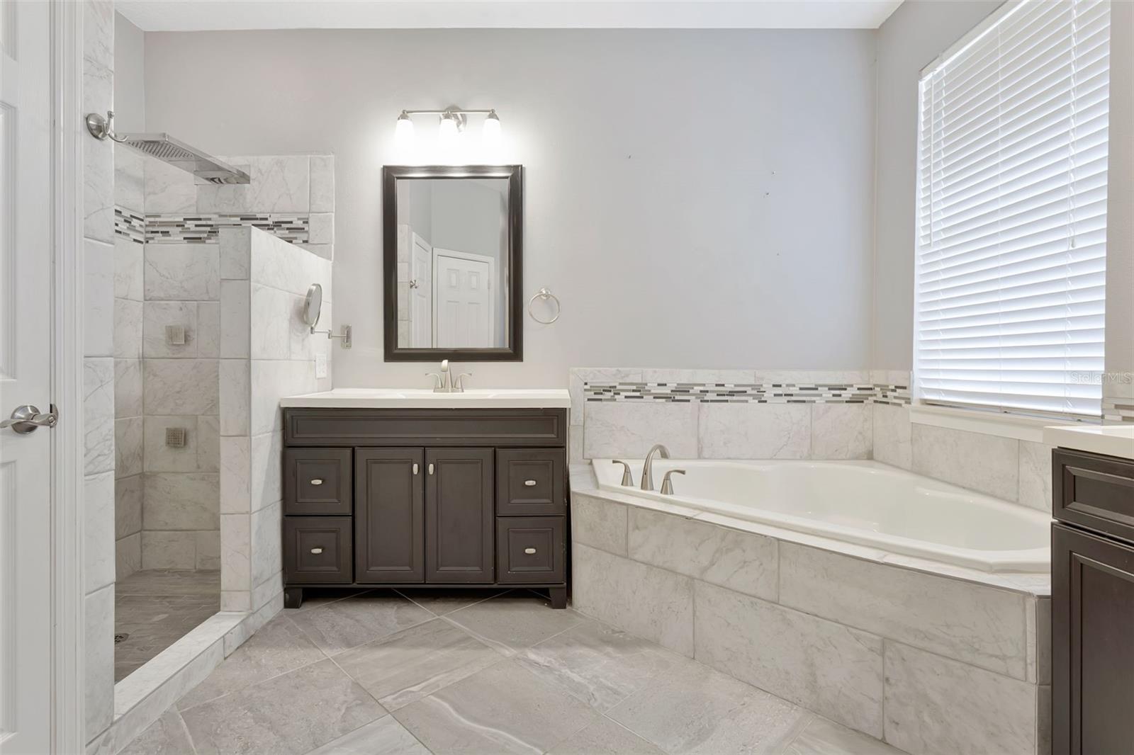 Image 25 of 48 For 12411 Scarlett Sage Court