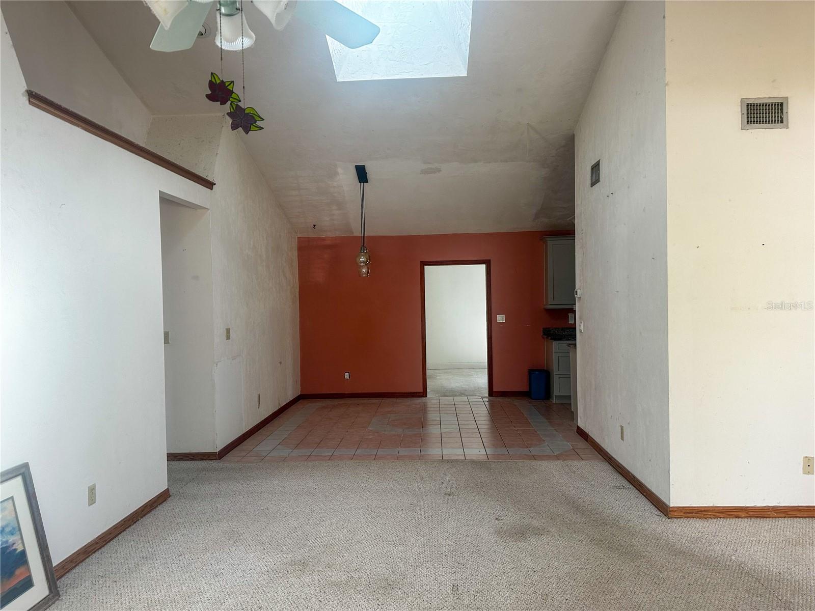 Image 7 of 14 For 3123 Tamarind Drive