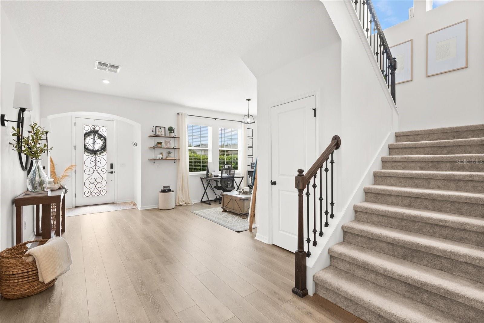 Image 18 of 48 For 5458 Carrara Court