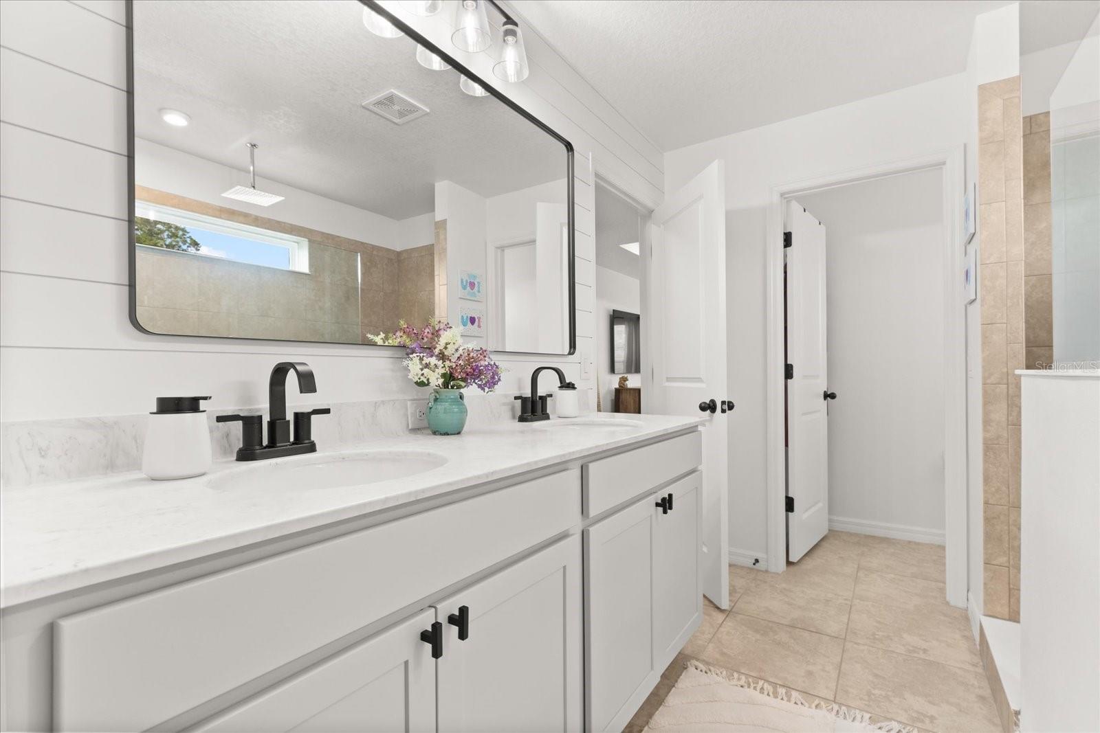 Image 27 of 48 For 5458 Carrara Court