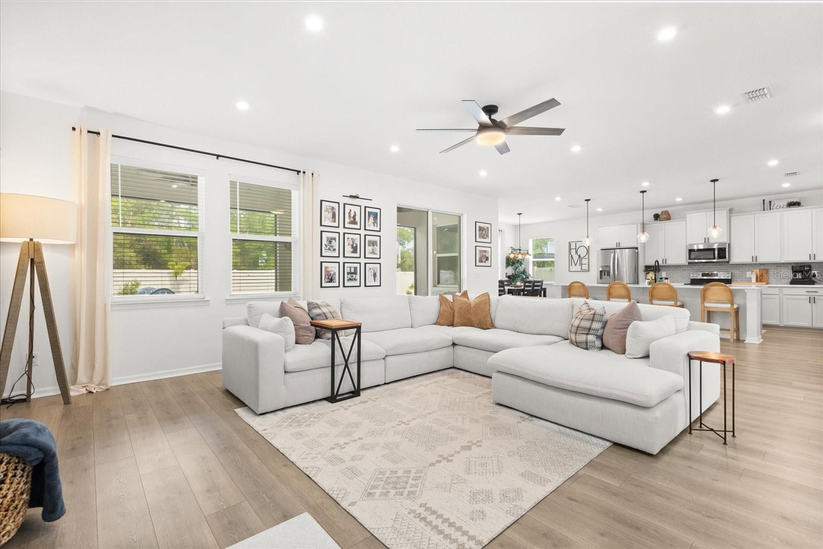 Image 8 of 48 For 5458 Carrara Court