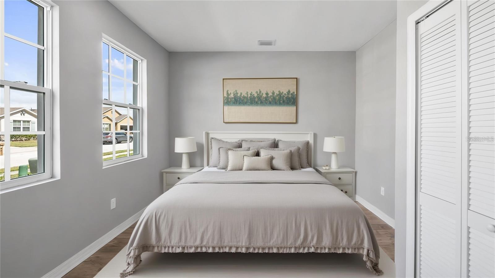 Image 20 of 46 For 4905 Pall Mall Street E