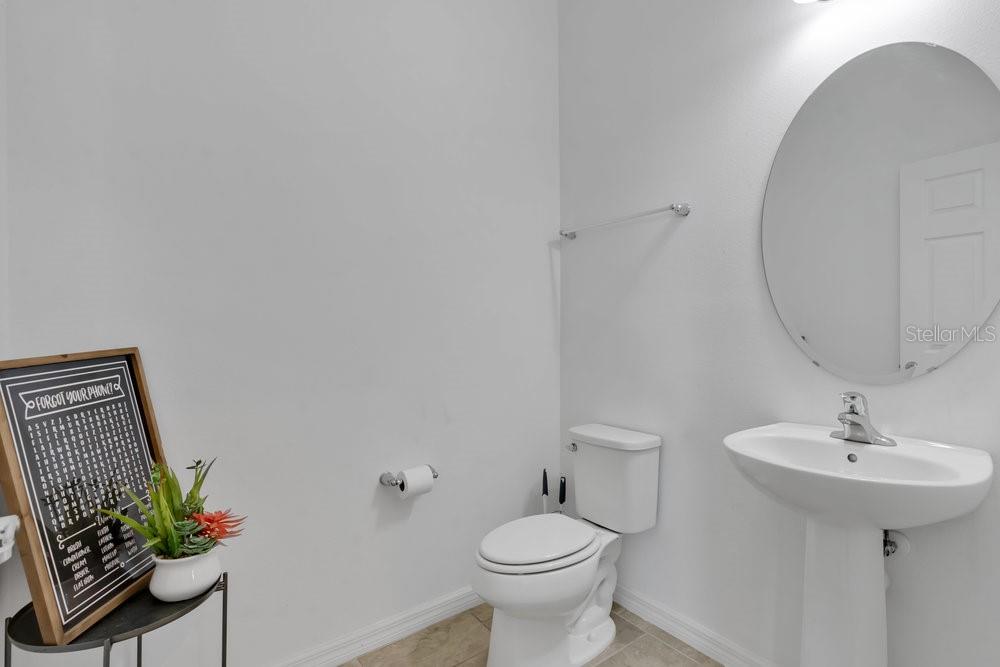 Image 18 of 33 For 4894 Knoll Lane