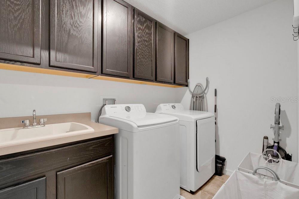Image 20 of 33 For 4894 Knoll Lane