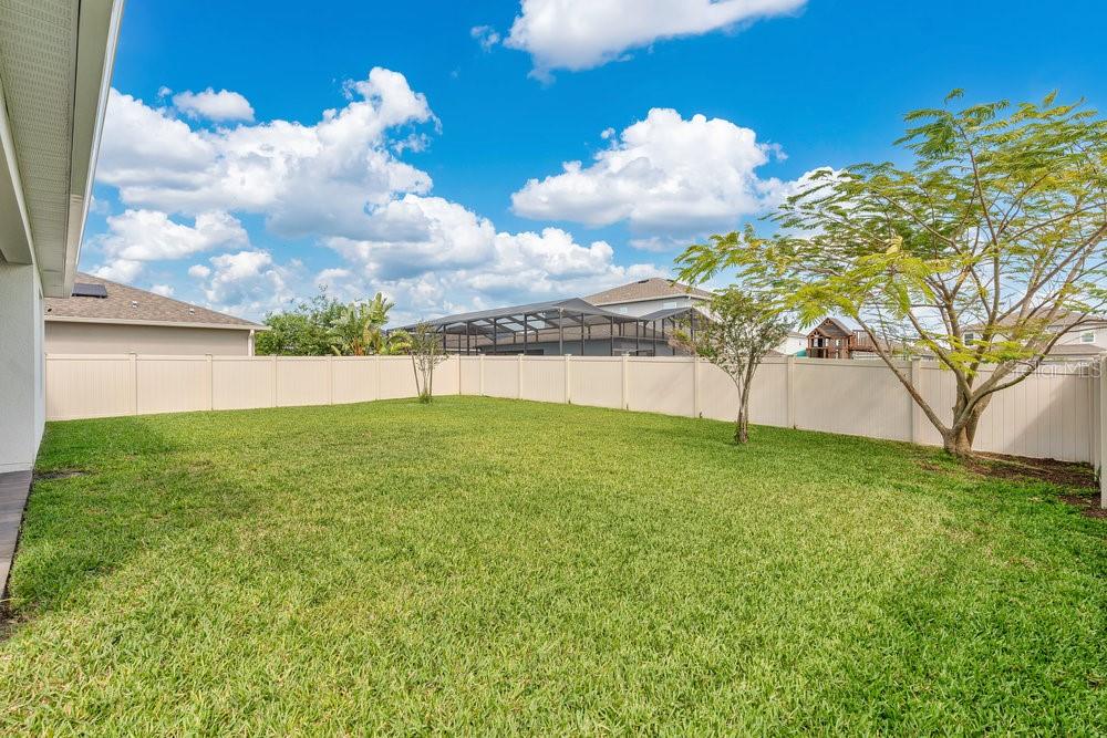 Image 22 of 33 For 4894 Knoll Lane