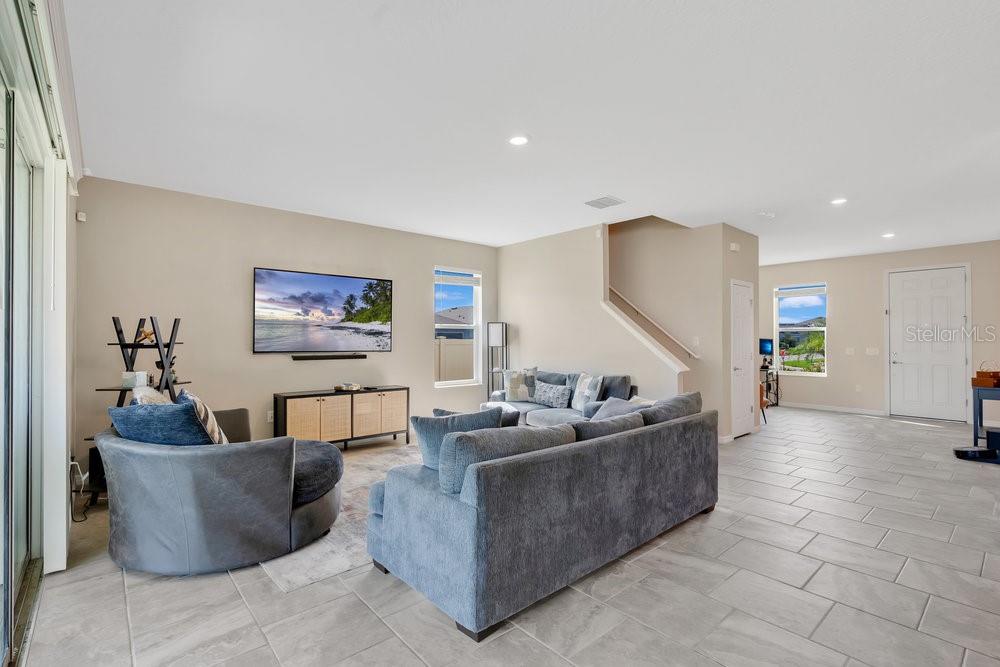 Image 4 of 33 For 4894 Knoll Lane
