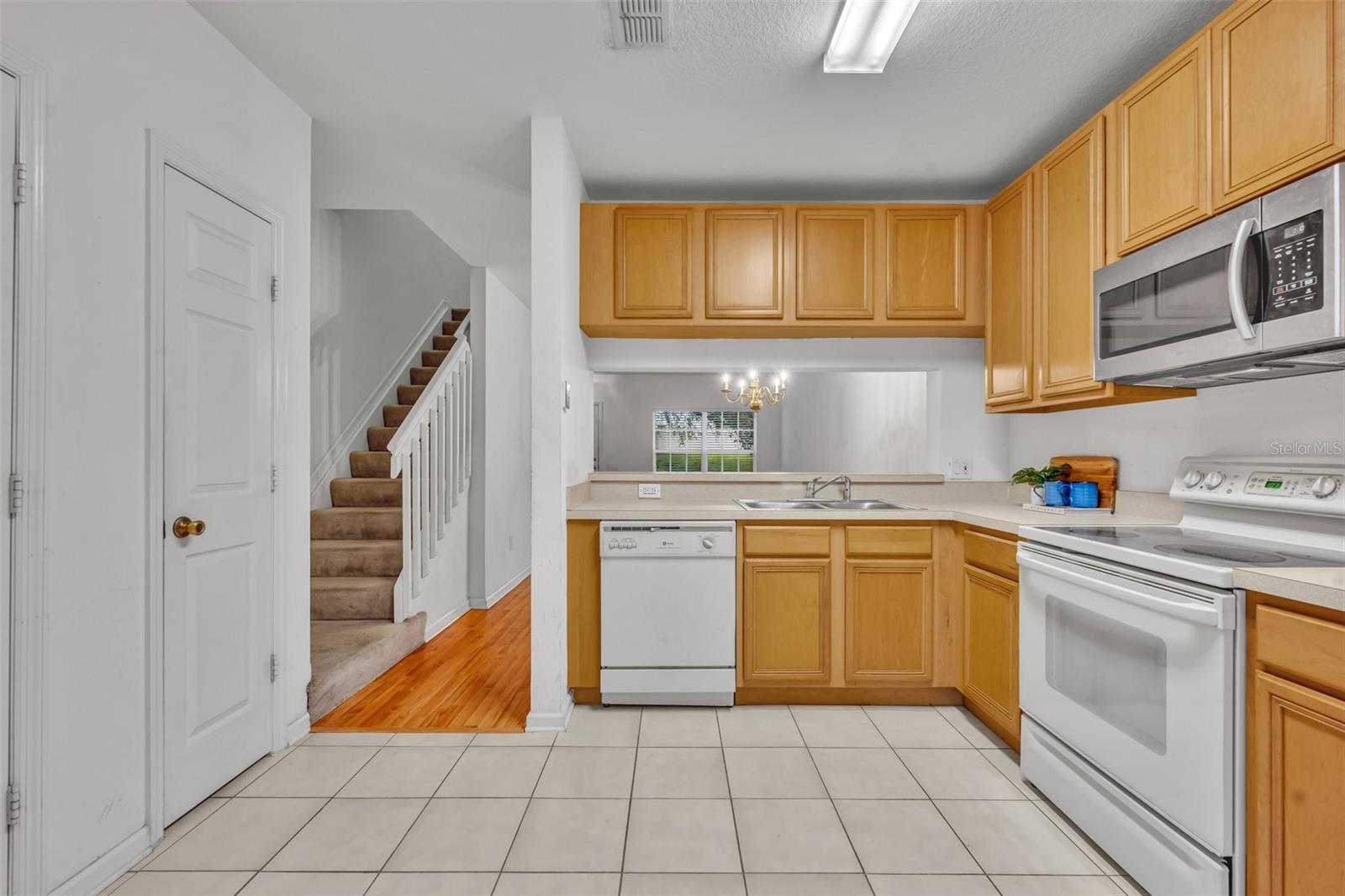 Image 11 of 23 For 1150 Vineland Place