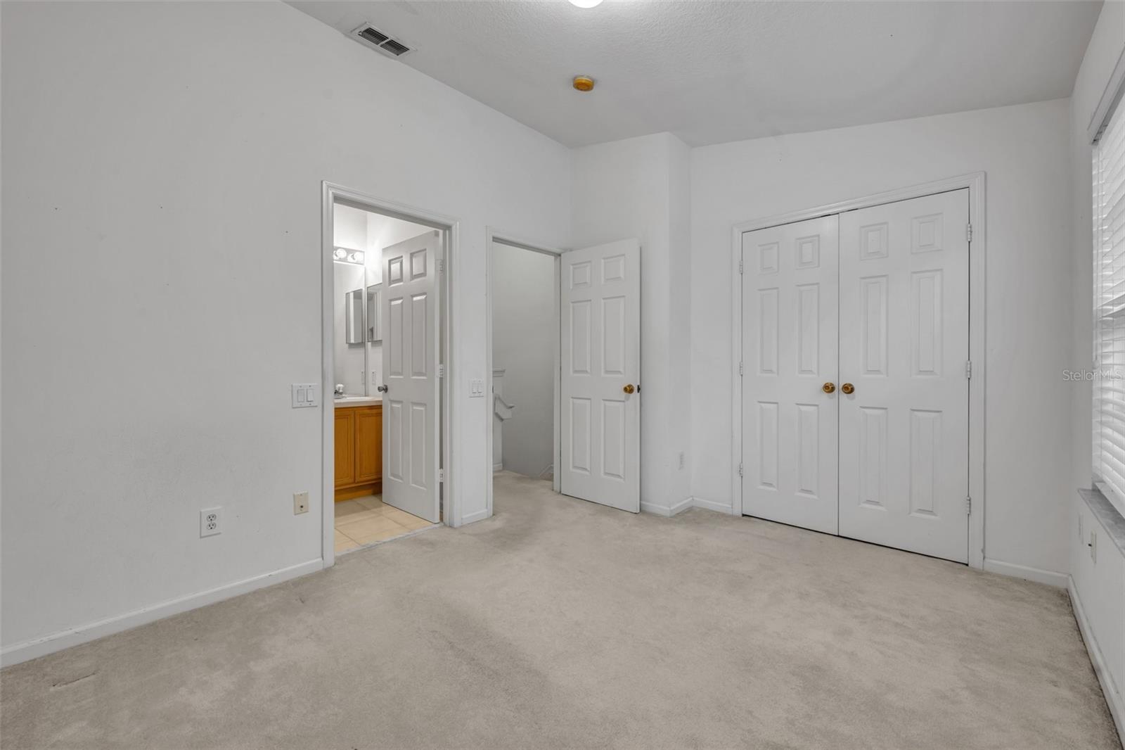 Image 15 of 23 For 1150 Vineland Place