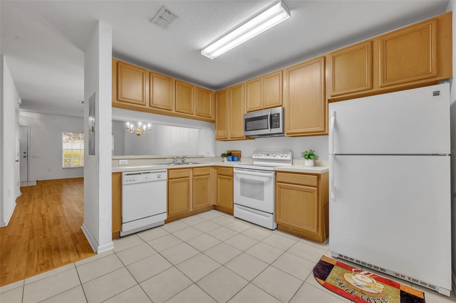 Image 9 of 23 For 1150 Vineland Place