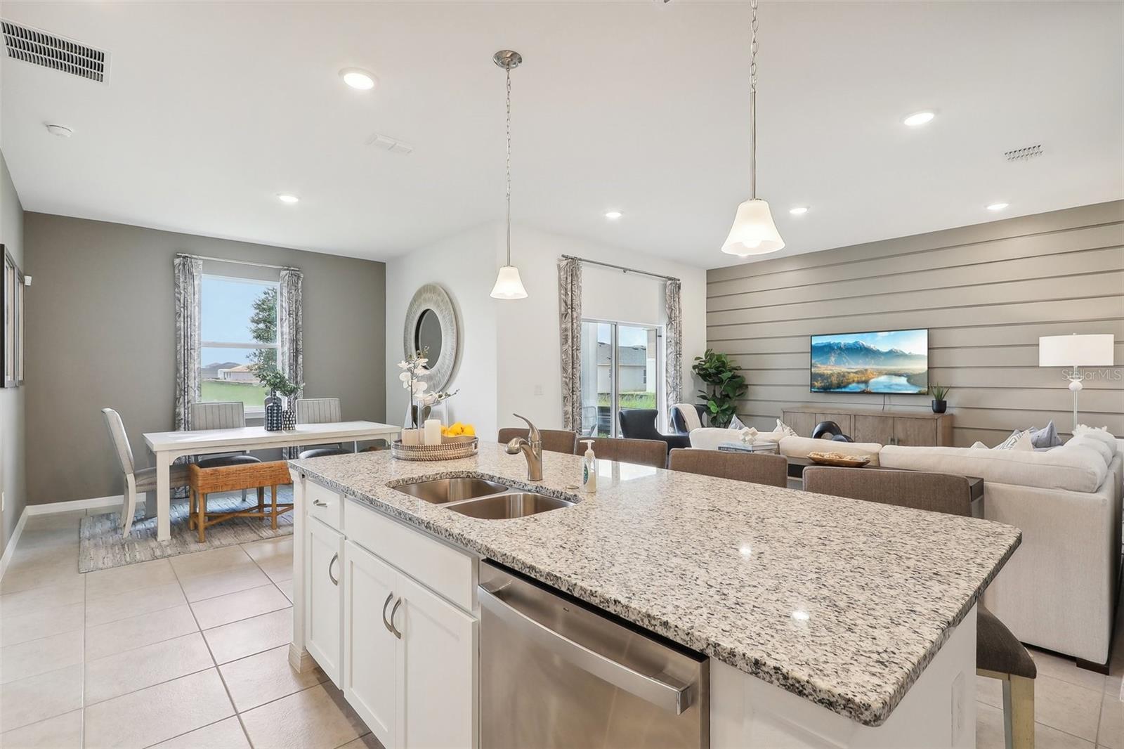 Image 14 of 49 For 439 Shoreview Sands Avenue