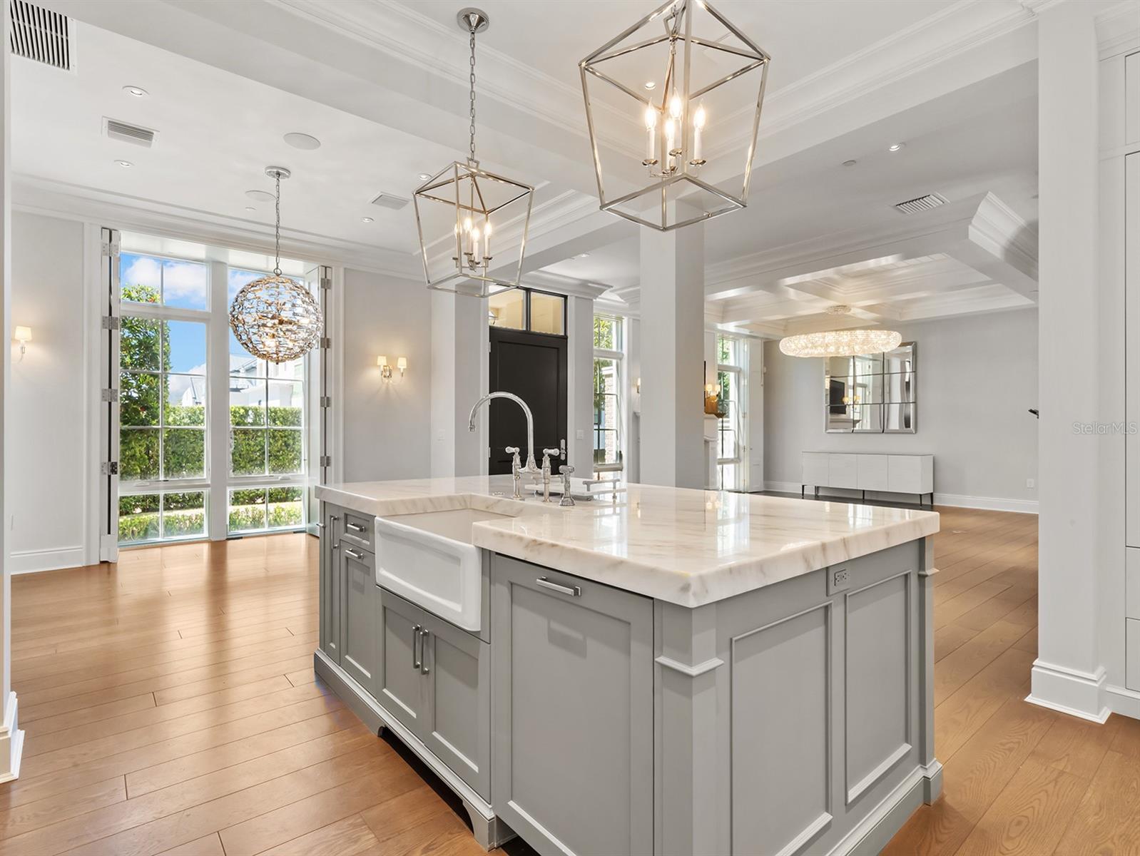 Image 11 of 49 For 649 Park Avenue