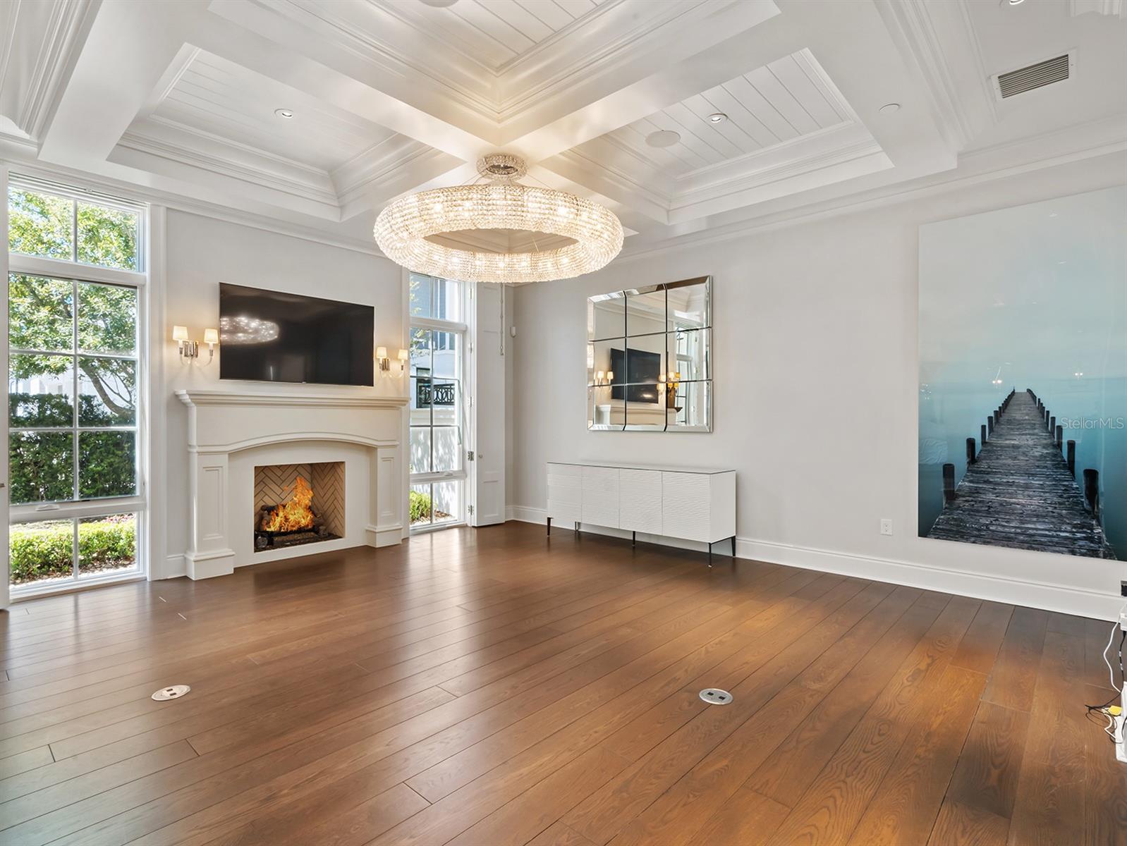 Image 13 of 49 For 649 Park Avenue