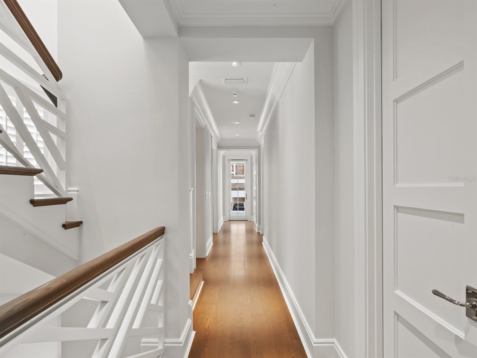 Image 19 of 49 For 649 Park Avenue