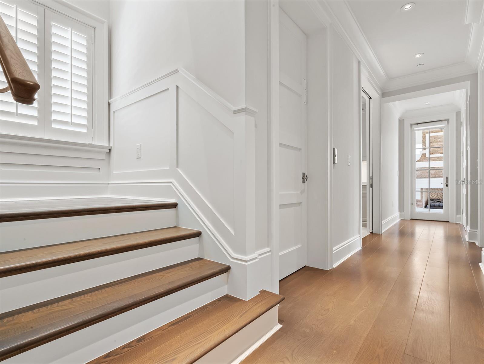 Image 34 of 49 For 649 Park Avenue