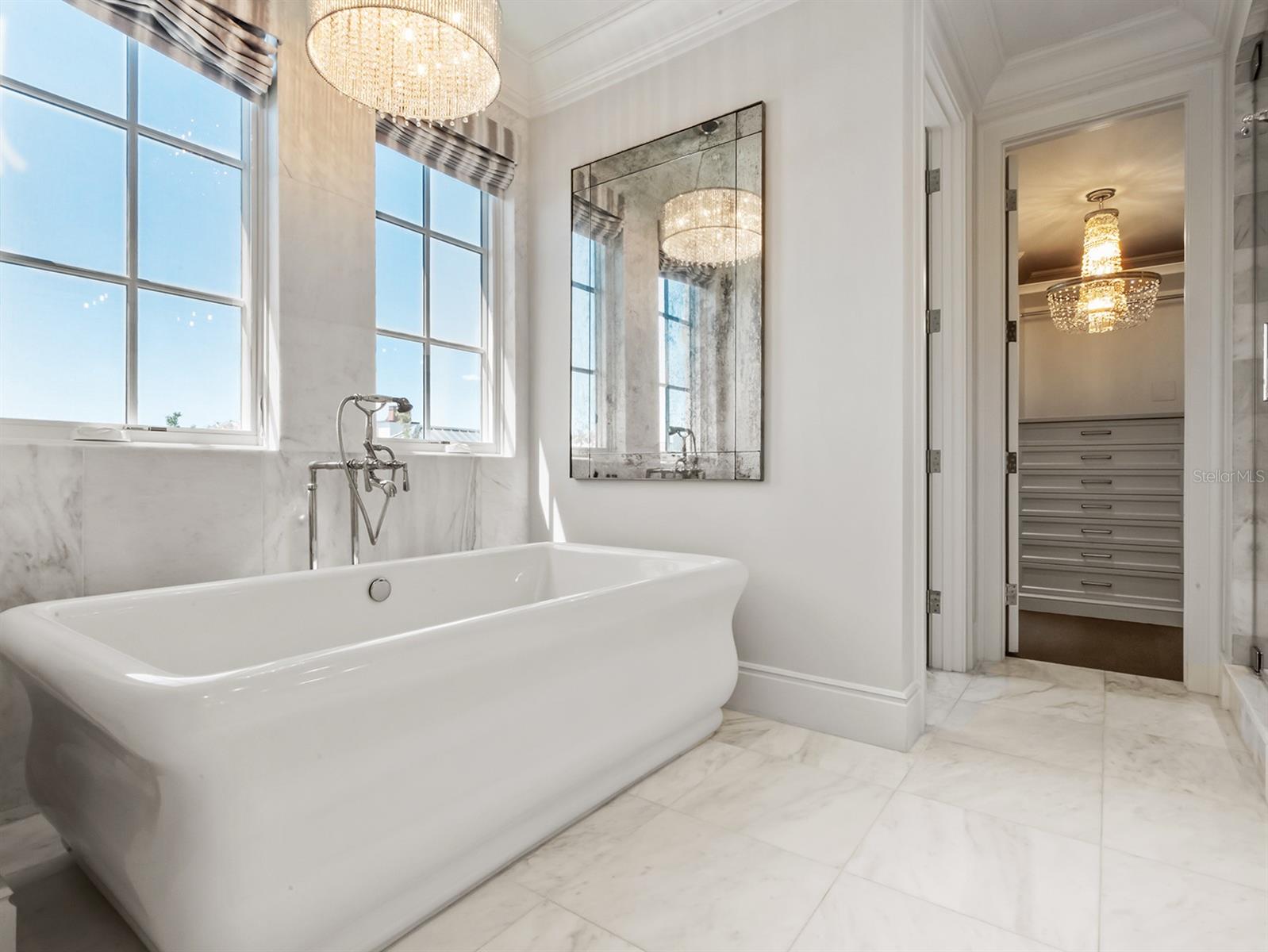 Image 40 of 49 For 649 Park Avenue