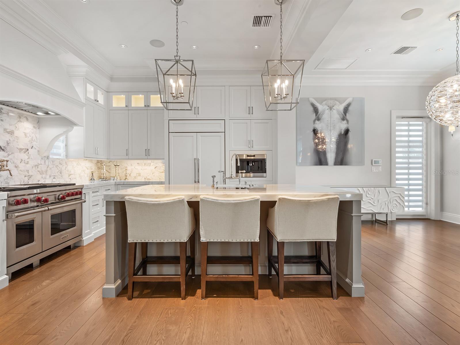Image 8 of 49 For 649 Park Avenue