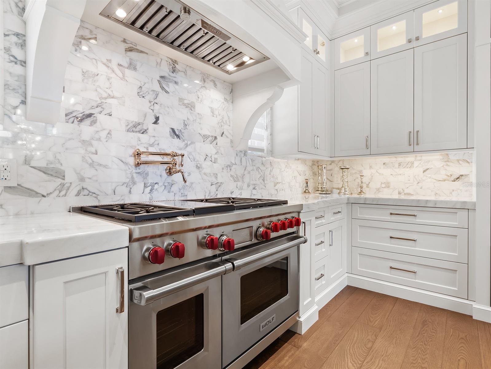Image 9 of 49 For 649 Park Avenue
