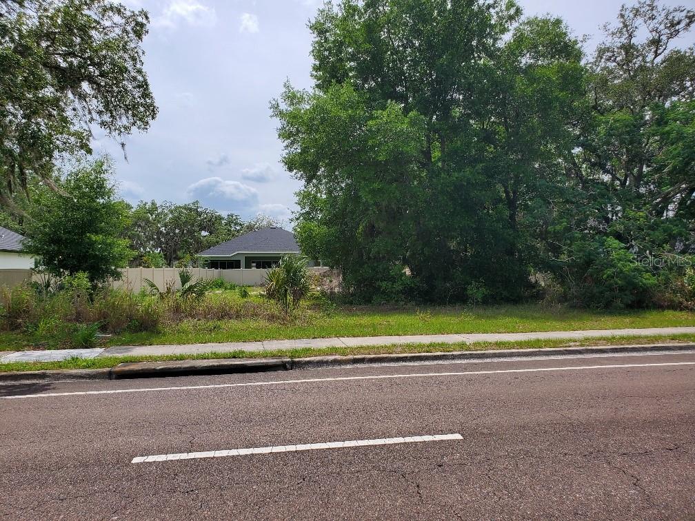 Listing Details for 2313 Alafaya Trail, OVIEDO, FL 32765